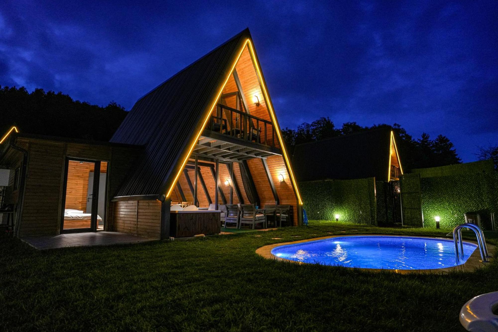 Happy Enjoy Bungalow سبانجا المظهر الخارجي الصورة
