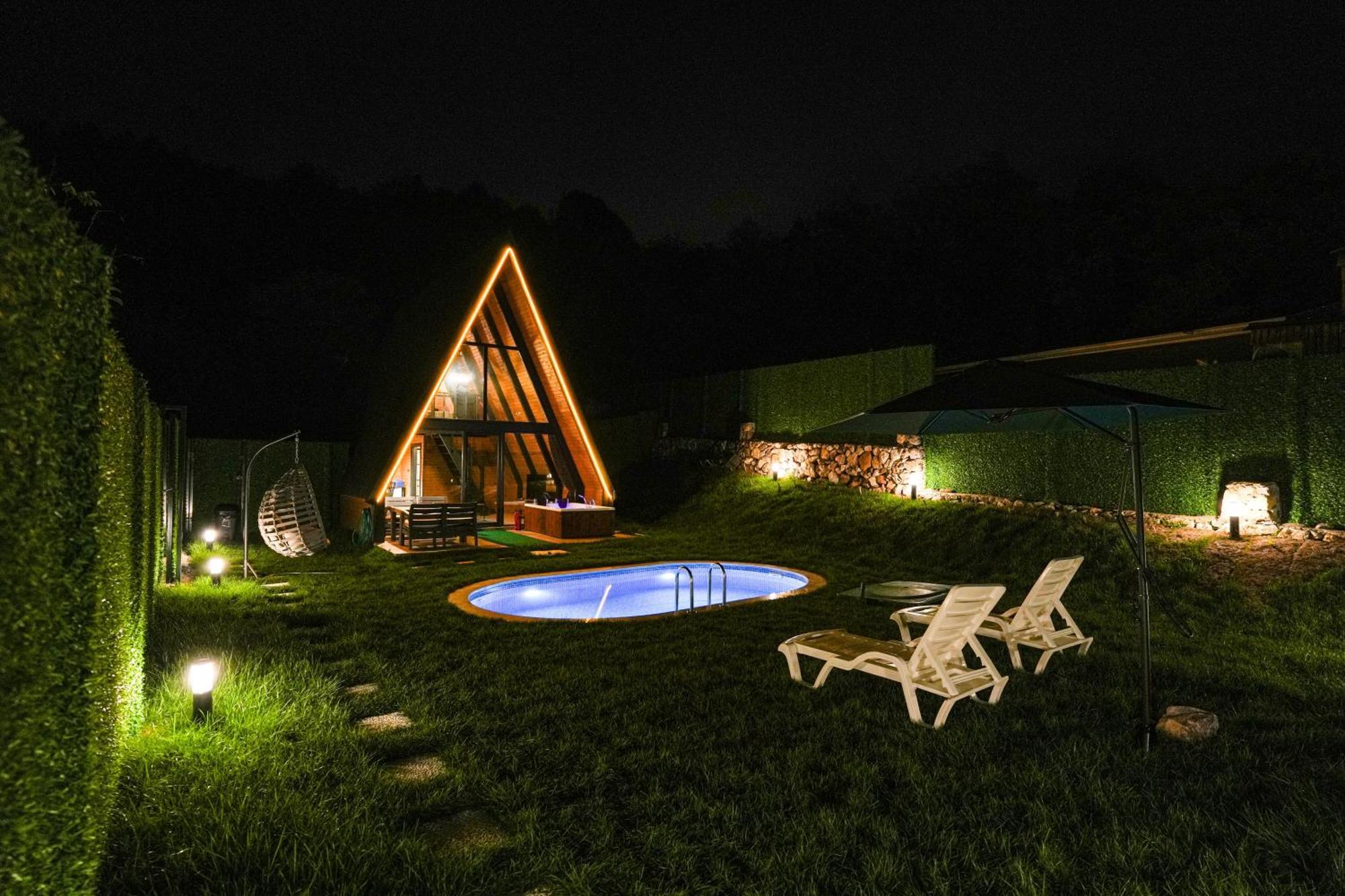 Happy Enjoy Bungalow سبانجا المظهر الخارجي الصورة