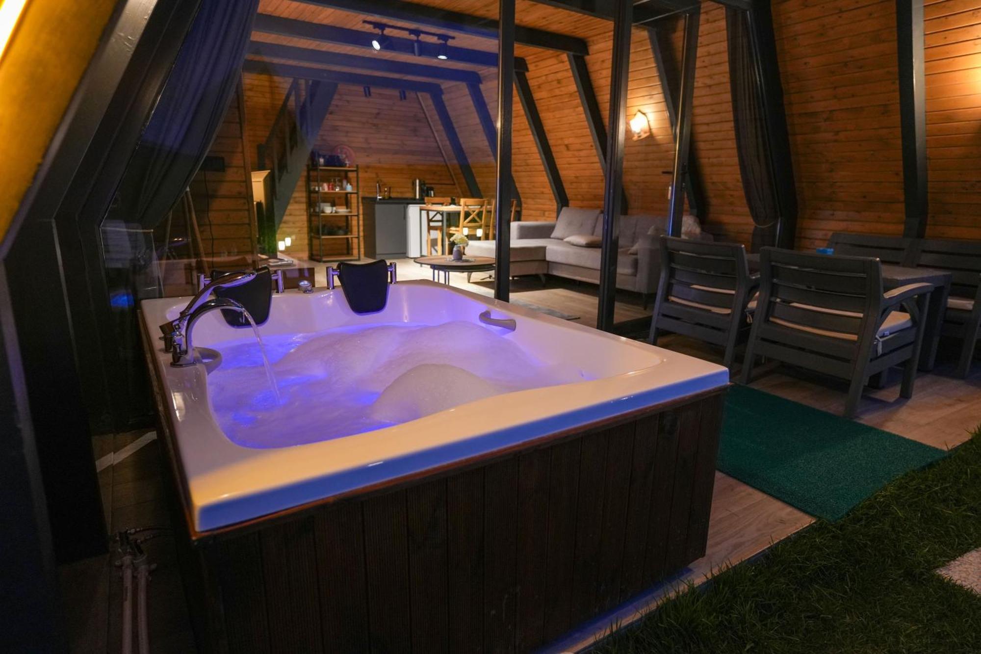 Happy Enjoy Bungalow سبانجا المظهر الخارجي الصورة